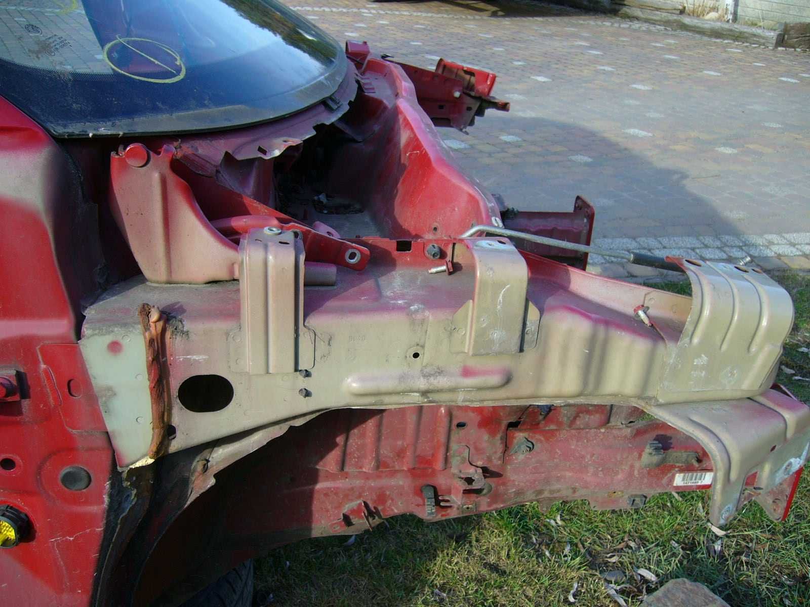 Fartuch błotnika prawy Alfa Romeo Mito