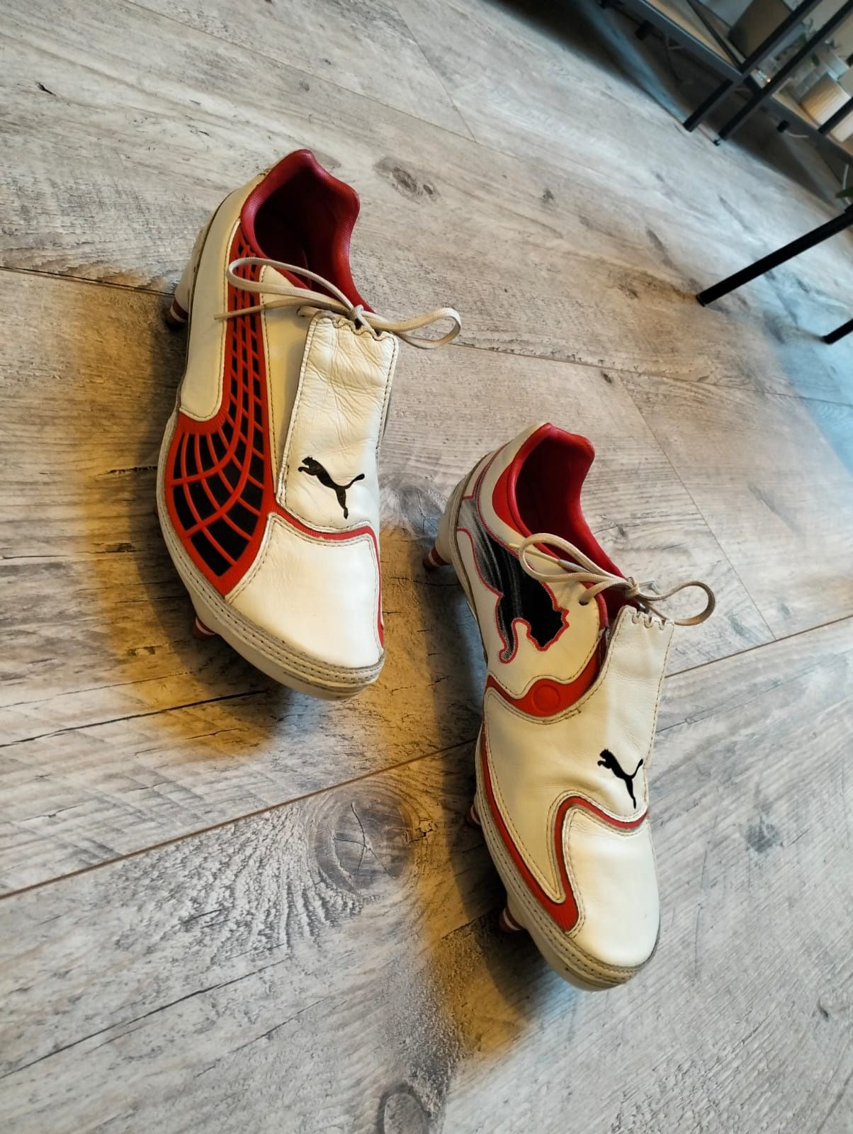 Korki Puma skórzane metalowe