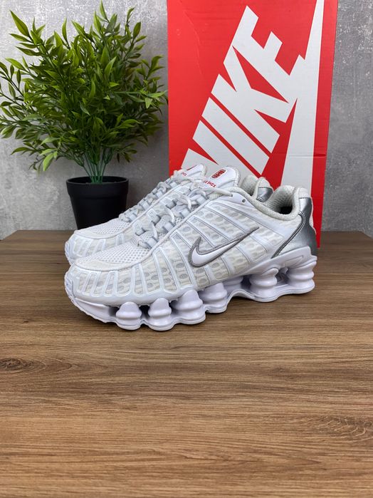Nike Shox TL r. 36,5 – sportowe sneakersy w bieli i srebrze