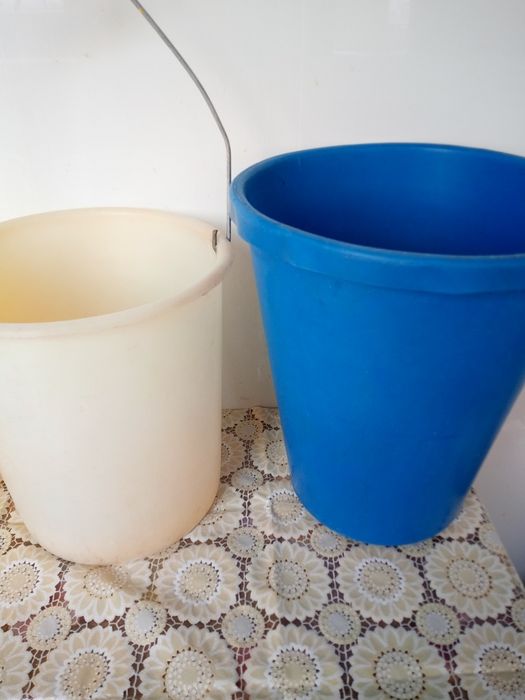 Продам ведра пластиковые.