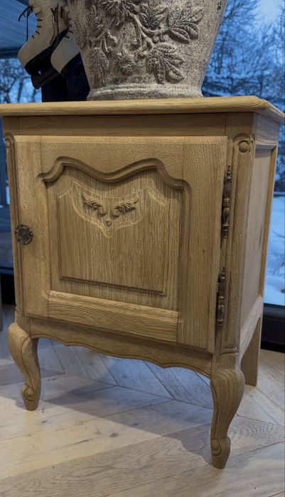 Ludwikowskie szafki nocne , stoliki nocne - st.surowy