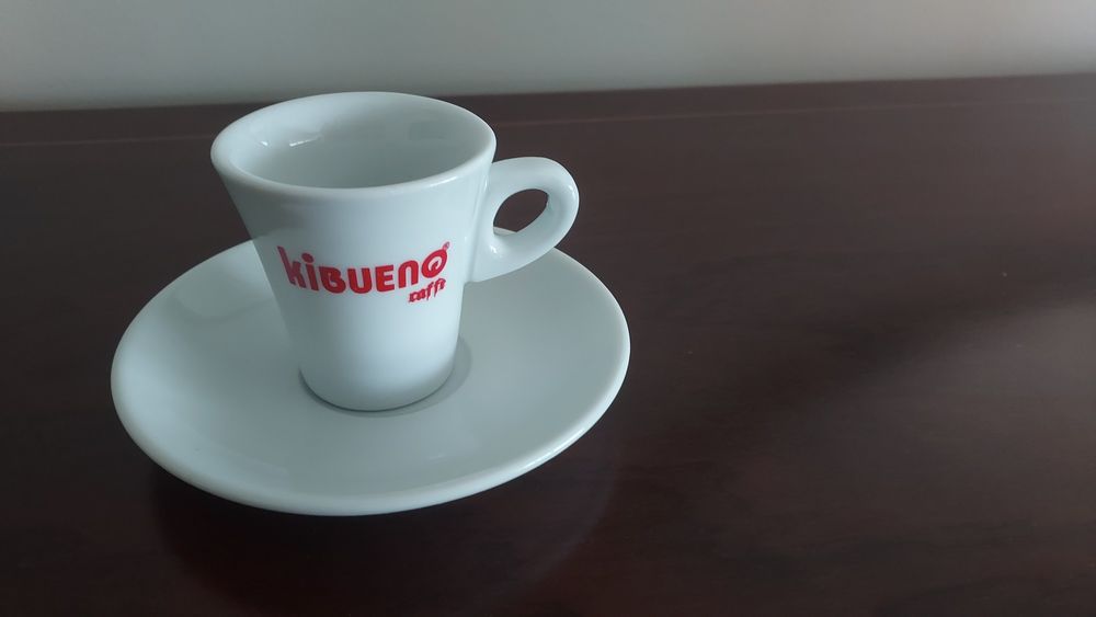 Chávenas de café de marca de café. Novas.