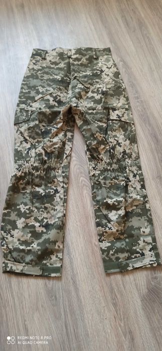 Військові штани розпродаж.