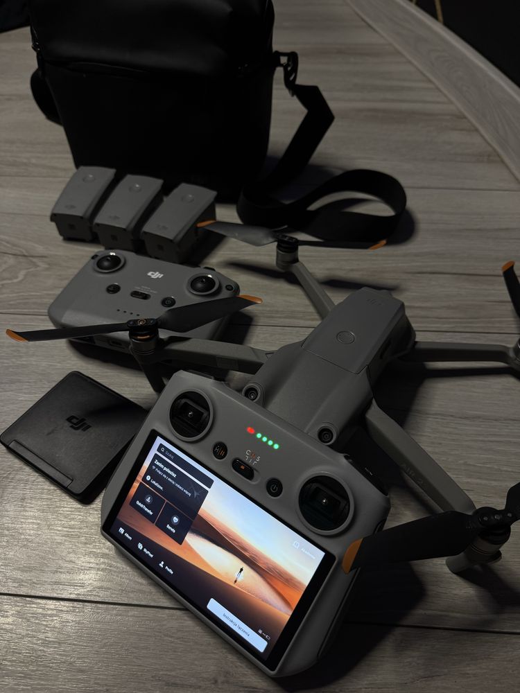DJI Air 2S Fly More Combo + 4 baterie + Smart Controller