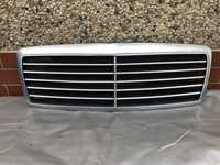 Mercedes W210 atrapa grill chrom oryginał