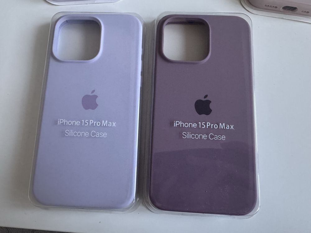 Case etui pokrowiec silicone iPhone 15 Pro Max 16 / Pro / Max logo