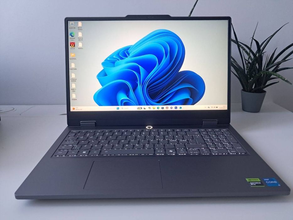 Мощный игровой ноутбук Lenovo-LOQ-15IRX11 (i5-13450HX/RTX5060-8Gb-65W)