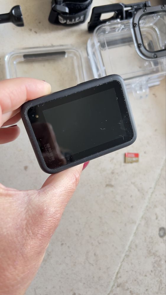 Go Pro 9 Black com acessorios e caixa estanque