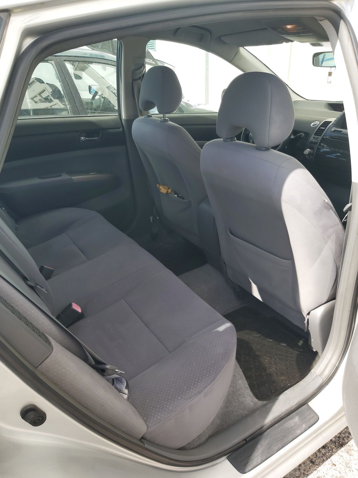Vendo Toyota Prius Híbrido