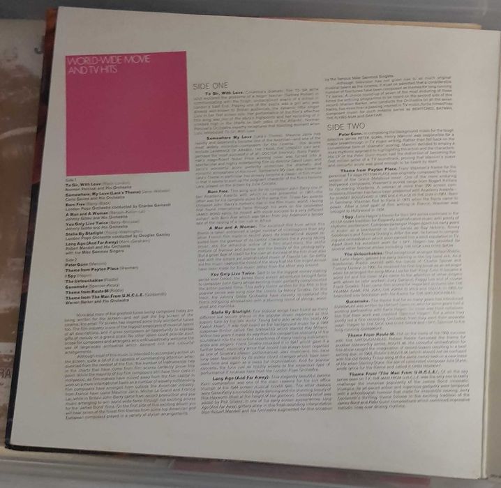 Disco vinil "World-Wide Movie And TV Hits"