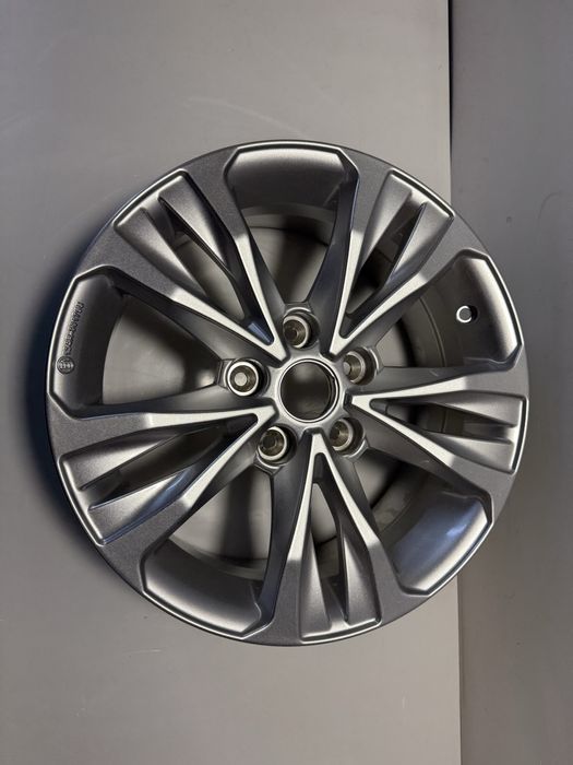 Renault felga 19 cali nr 4 NOWA