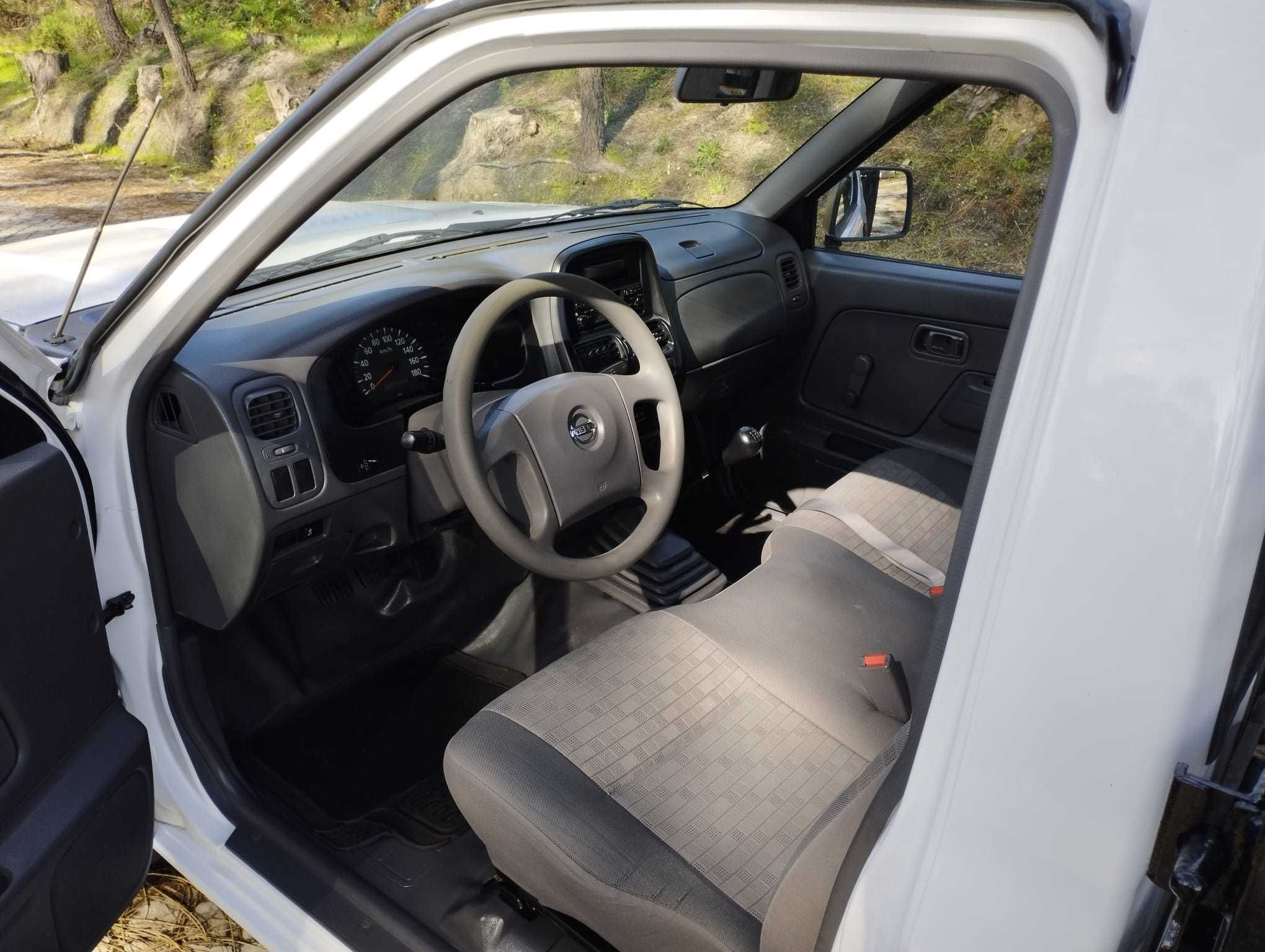 Carrinha Nissan D22 Hilux SÓ 102 MIL KMS 3 lugares ano 2002
