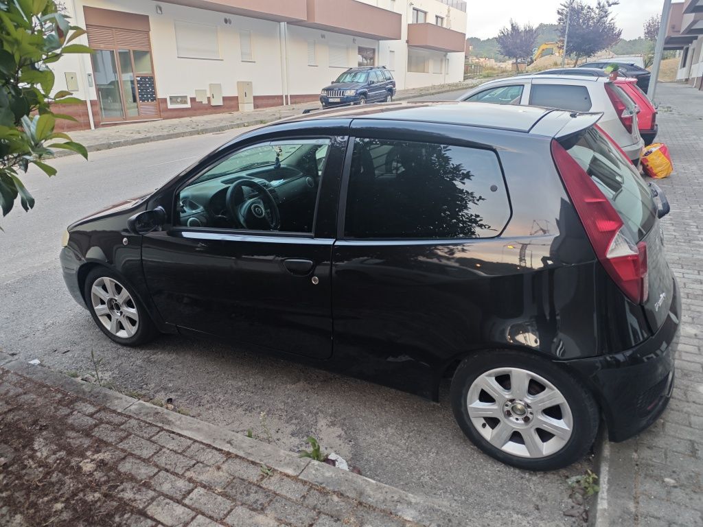 Fiat Punto 1.3 Multijet comercial – 154933kms