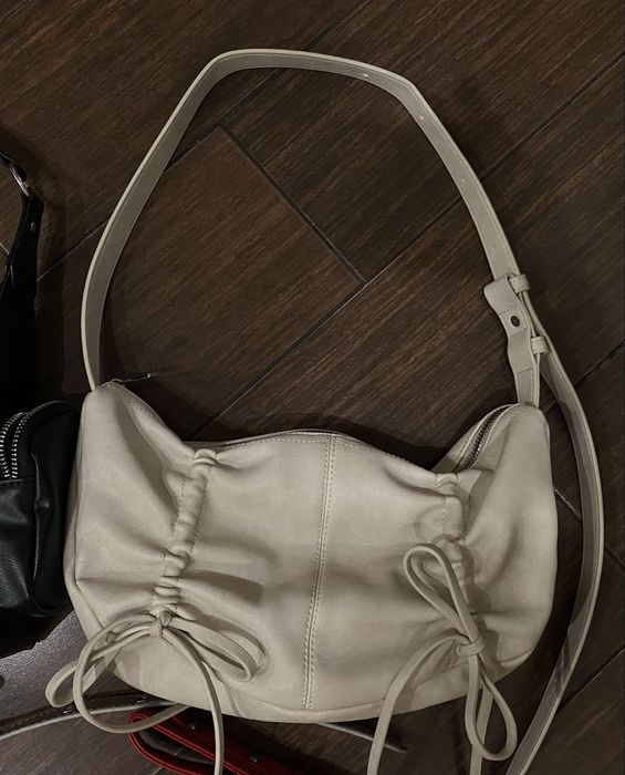 Дуже гарні та вмісткі сумки