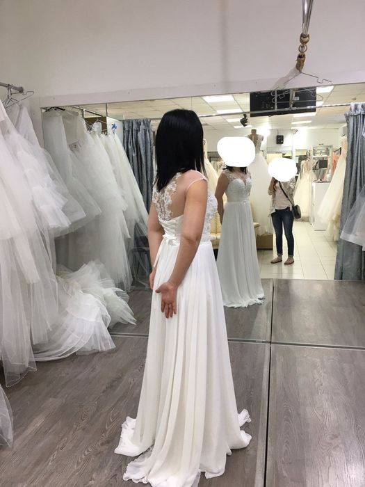 Продам весільне плаття 44-46 р