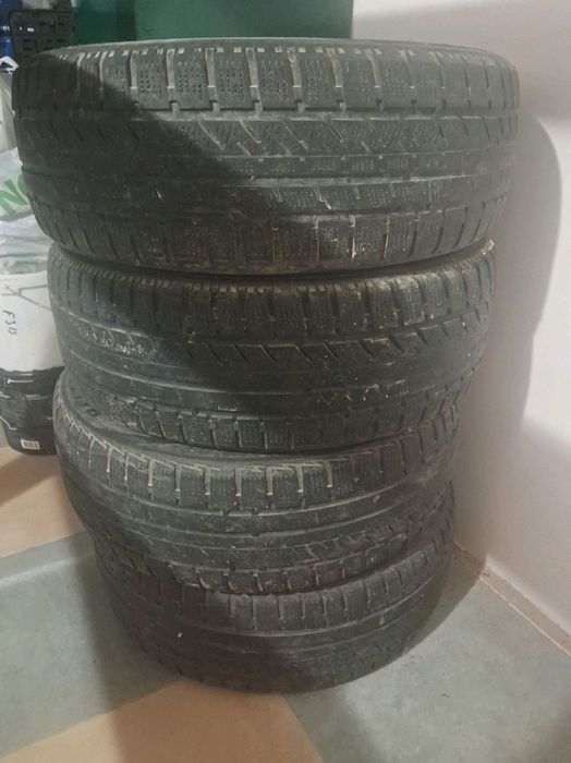 Продам б/у зимні шини