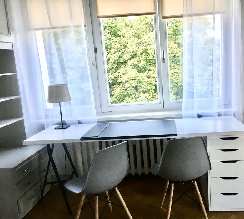 Krzesła szare nowoczesny design