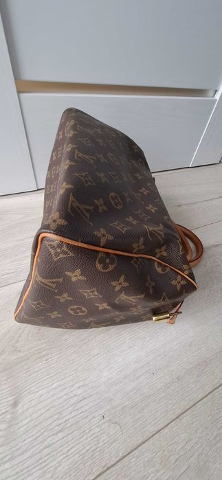 Torebka kuferek Vuitton