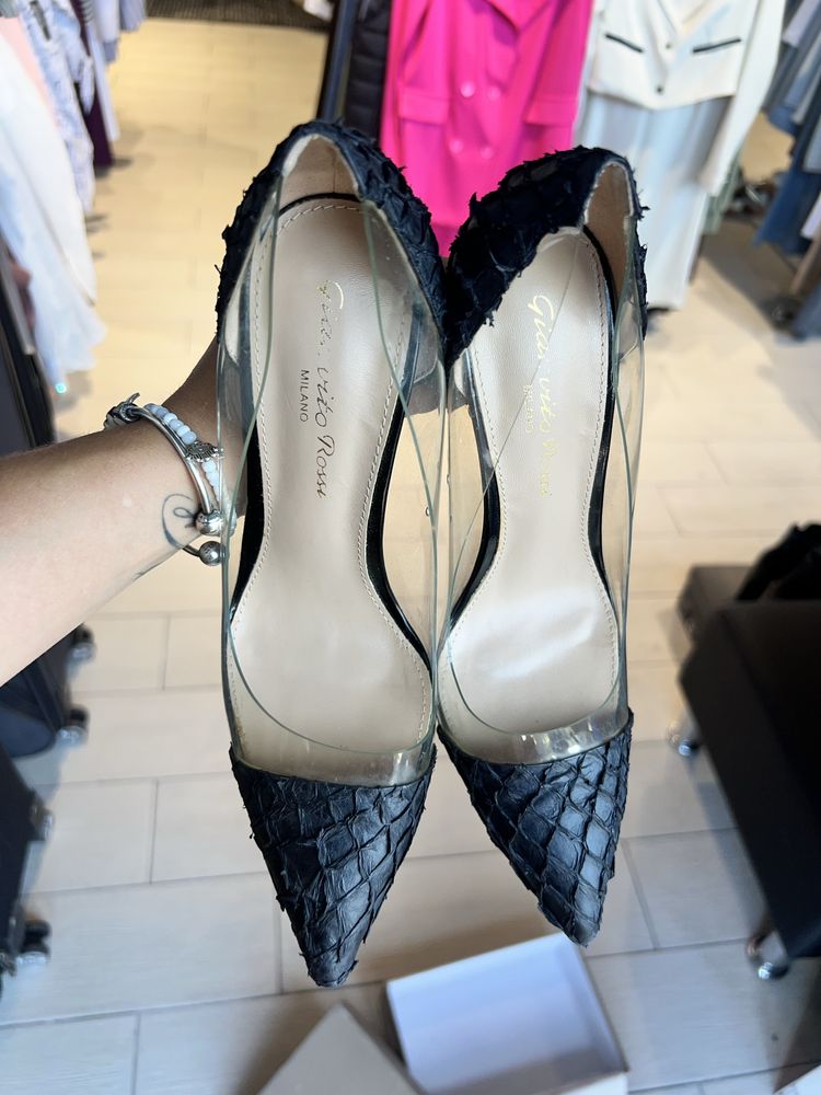 Gianvito Rossi plexi лодочки чорні з прозорим
