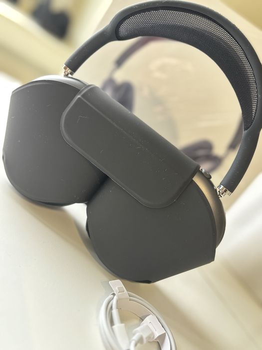 Apple AirPods Max – bezprzewodowe słuchawki klasy premium