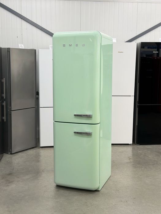 Холодильник Smeg FAB32LPG5