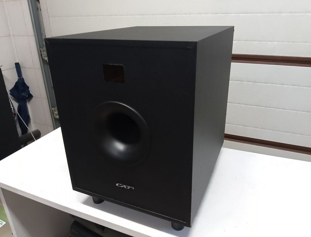 Subwoofer aktywny CAT  100 Wat