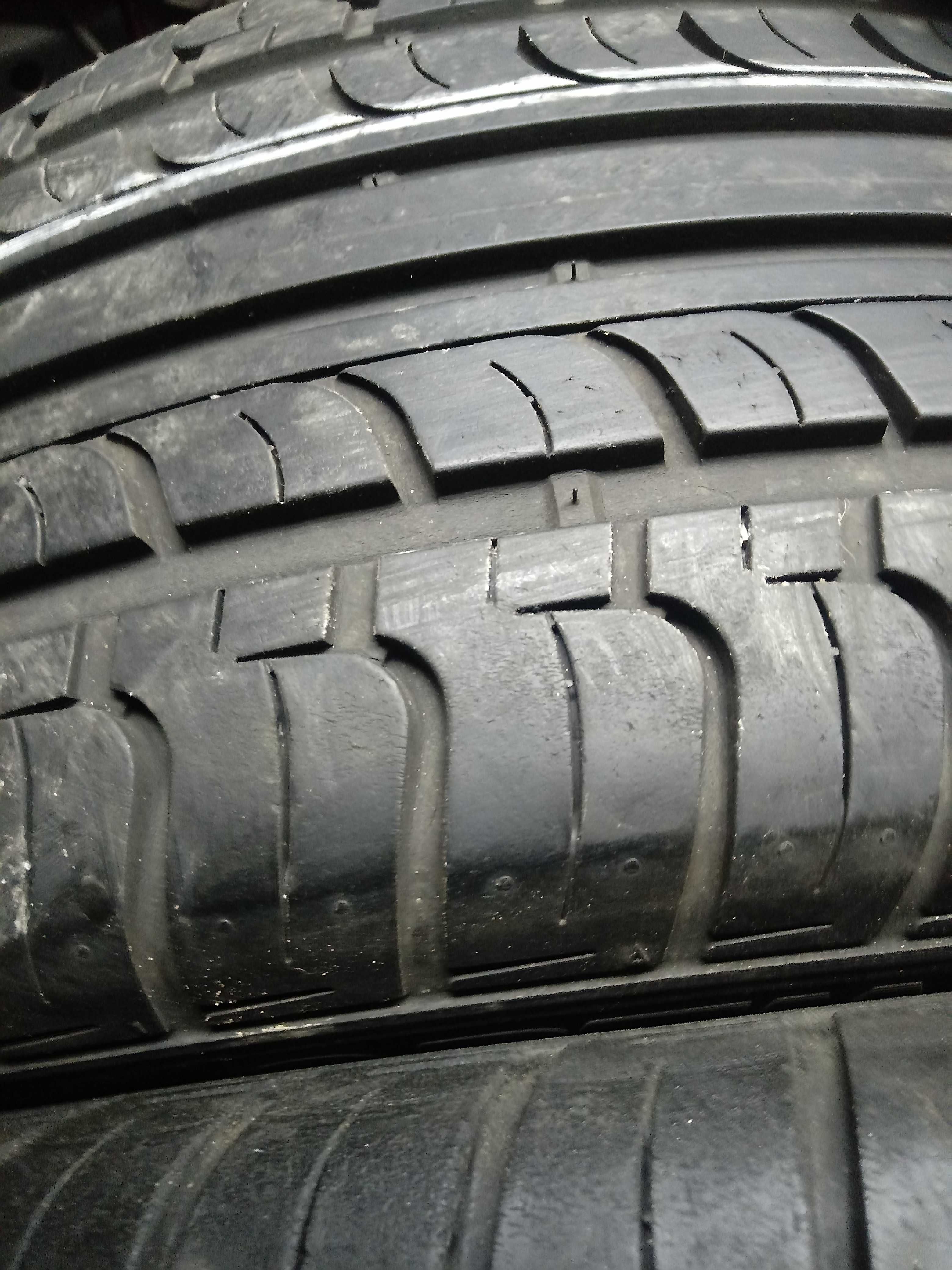 235 50R19 Hankook