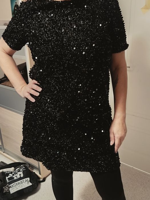 Сукня вечірня з паєтками