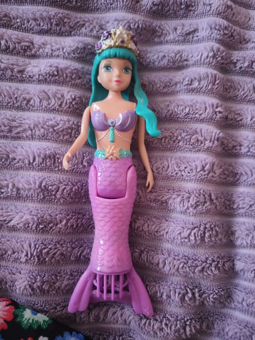 Іграшка русалка-ексклюзив хто ,що плавпє у воді