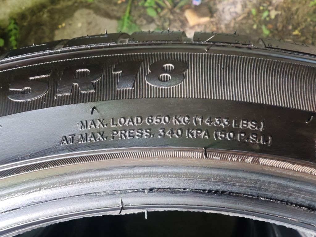 Шини 215/45 r 18