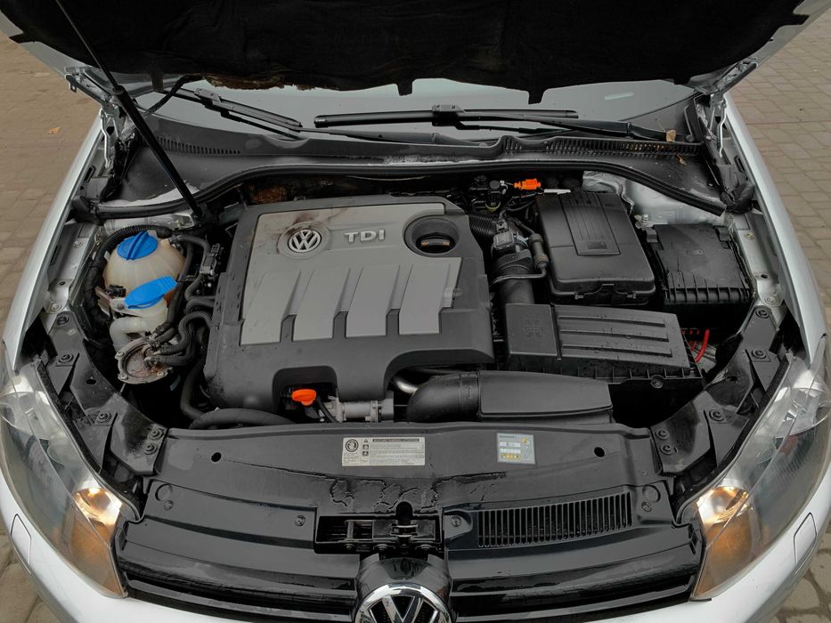 Volkswagen Golf 2013 1.6 дизель