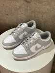 Buty Oryginał Nike Dunk Low Grey Fog UnisexTrampki R42