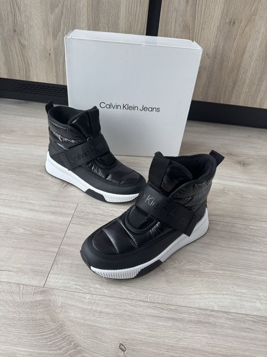 Дутіки Calvin Klein 37 ОРИГІНАЛ дутики боти 7 us