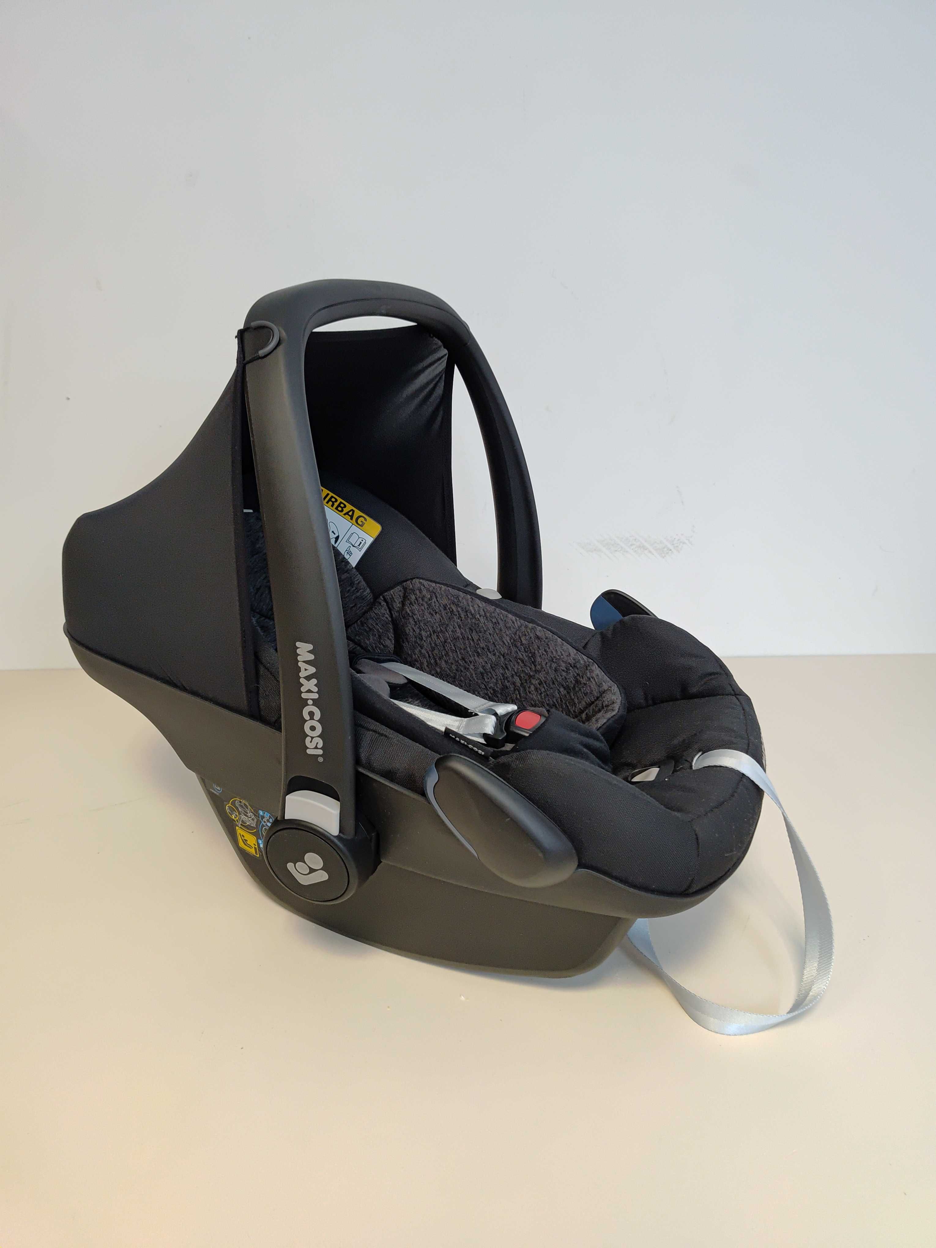 Maxi-Cosi Pebble Pro fotelik samochodowy(0 - 13 kg)Czarny (B33 )