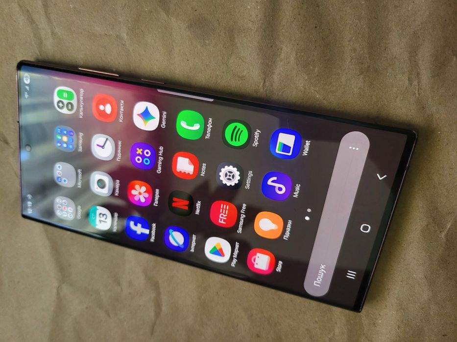 Телефон Samsung Galaxy S22 Ultra 512 Гб, Snapdragon 8