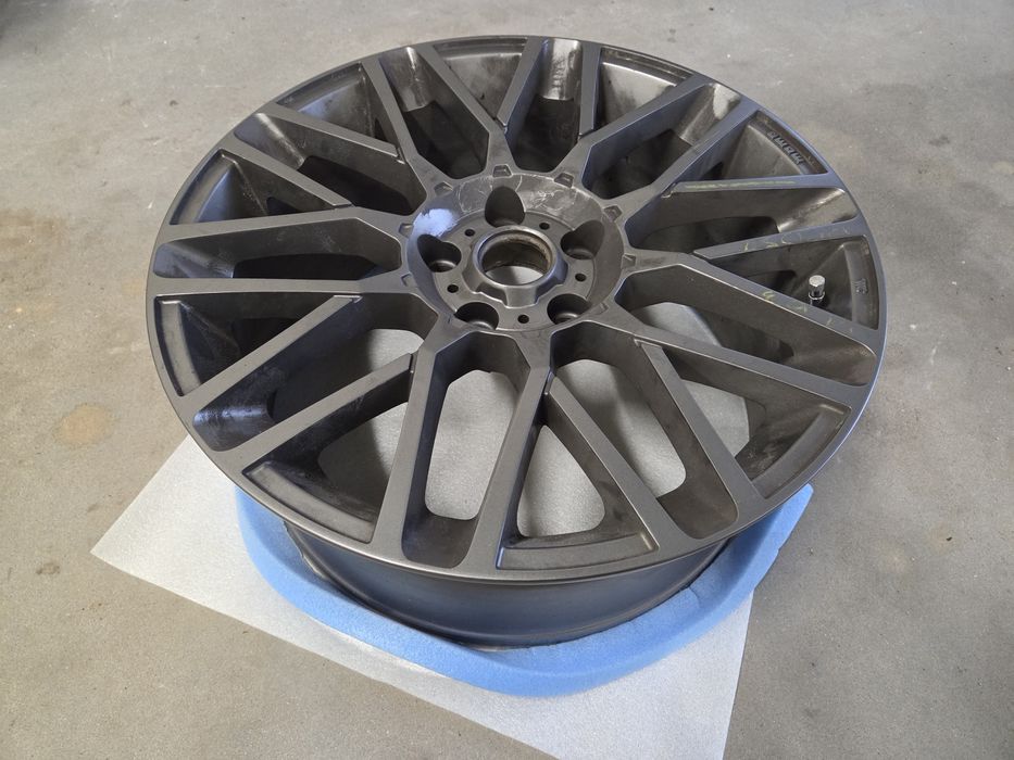Momo Revenge 18' 5x114.3 1 sztuka