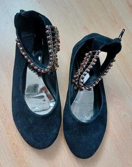 Baleriny czarne zamszowe welurowe K&M 38