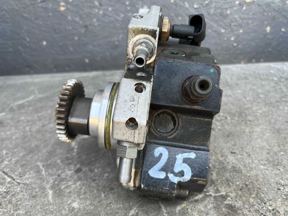 ТНВД паливний насос Mercedes W203 W204 W211 W212 W221 Sprinter Vito