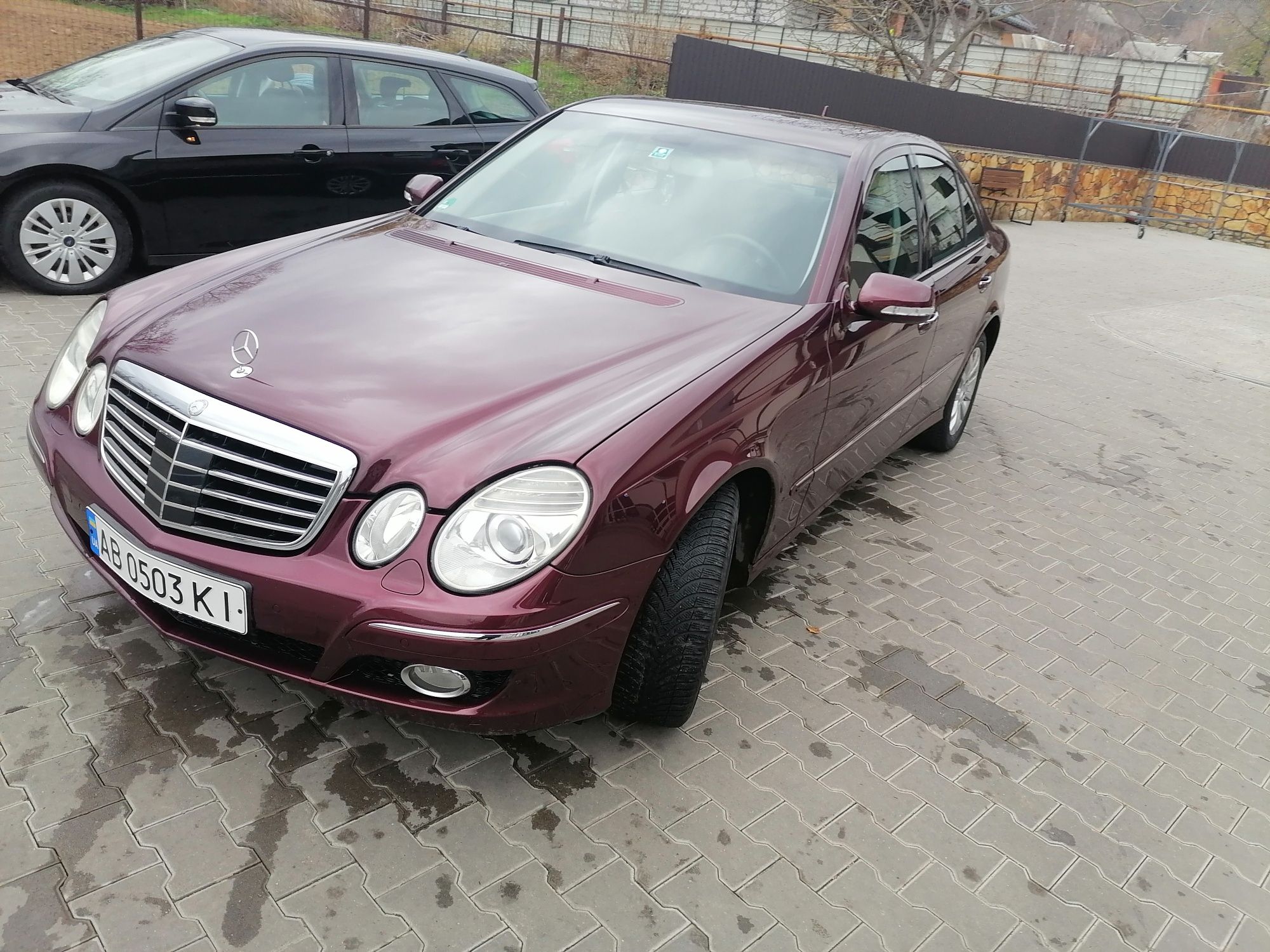 Продам Mercedes-Benz W211 E200 kompressor 184к.с