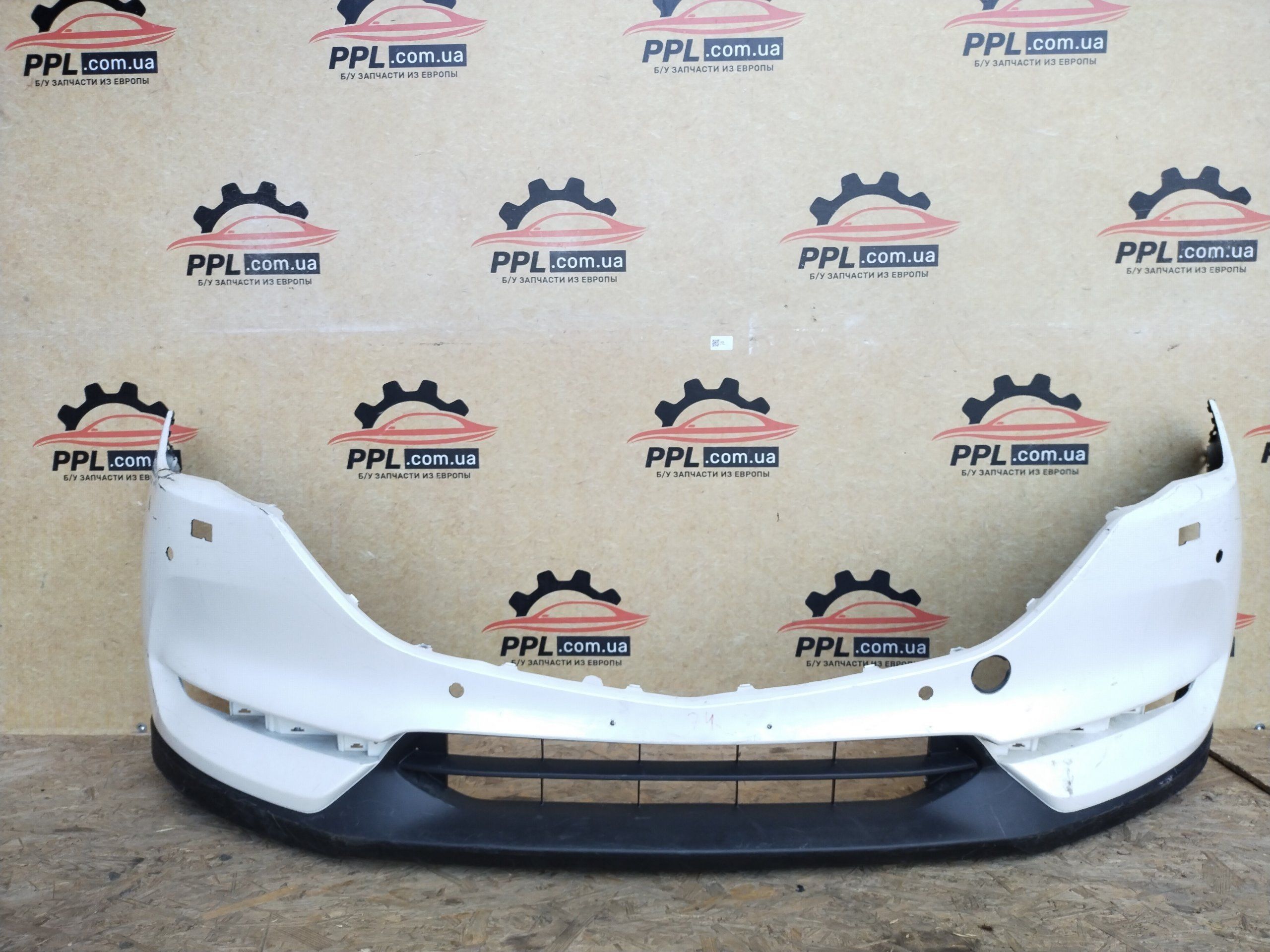 Mazda CX-5 CX5 II KF 2017-2021 бампер передний KB8A50031