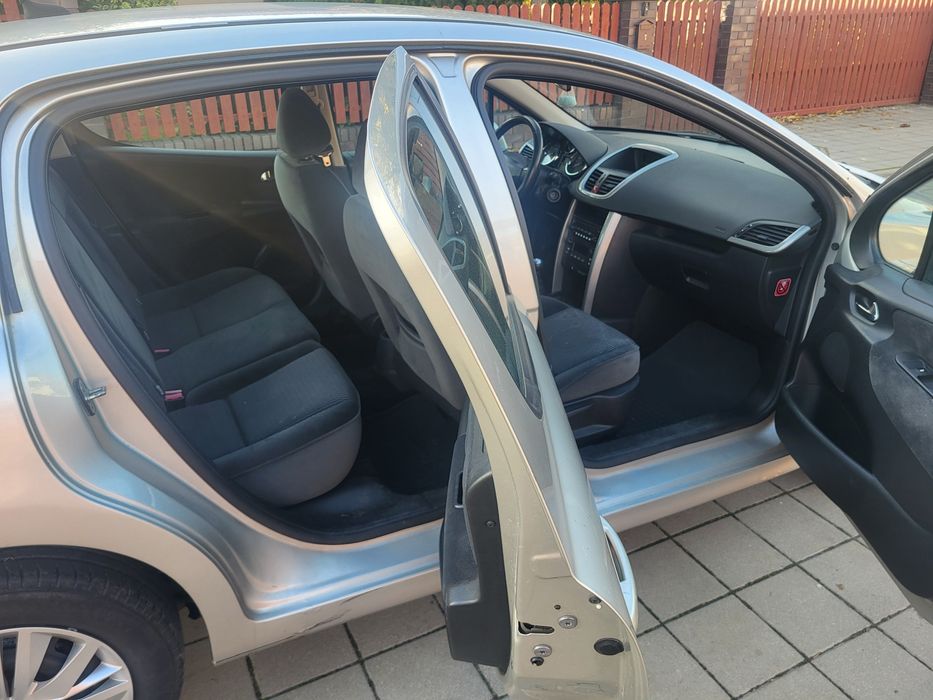 Peugeot 207 1.4 Benzyna