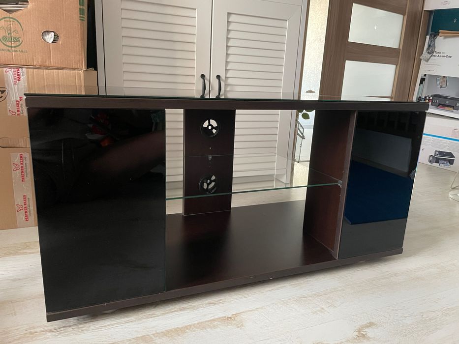 Szafka pod RTV szklana