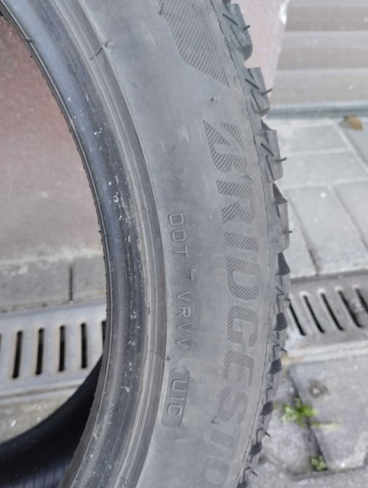 Opony zimowe Bridgstone Blizzak 235/45/18 2szt.