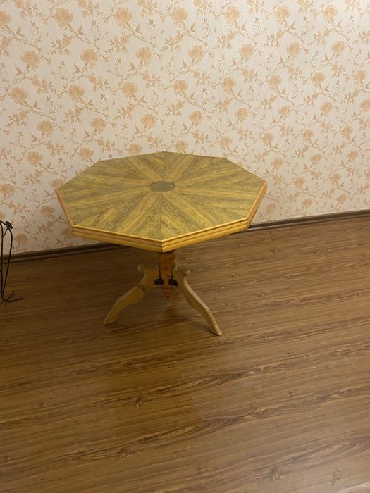 Стол деревянный/ стулья