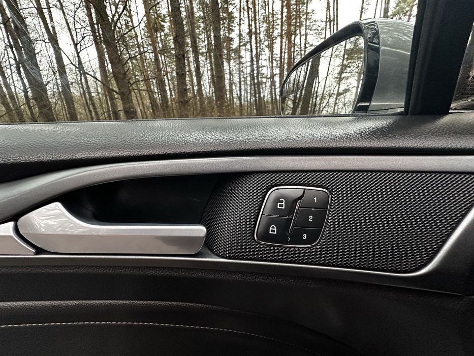 Продам Ford Fusion Titanium 2.0