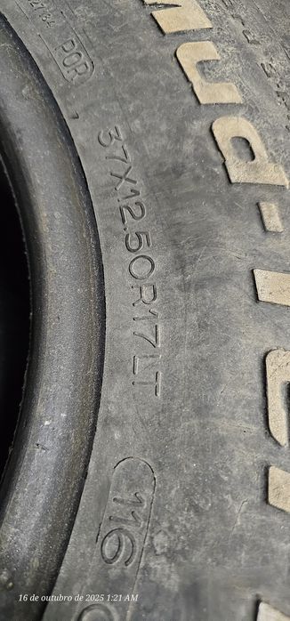 Pneus BF km2 37x12.5x17