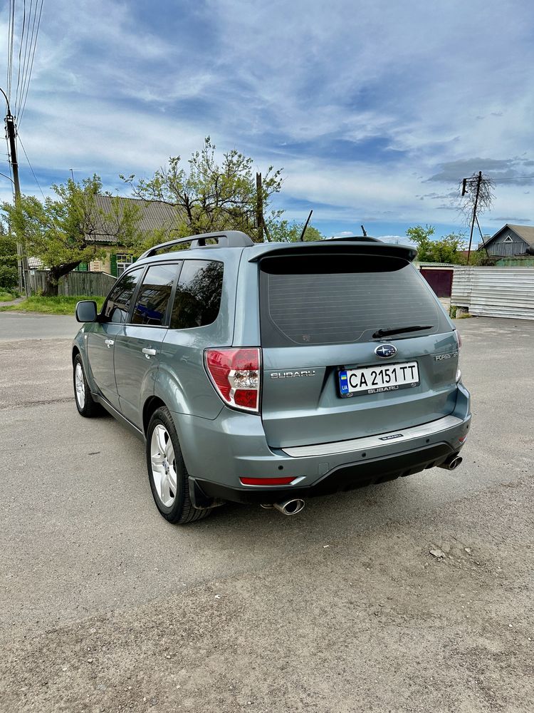 Subaru Forester SH (3) 2.5, автомат, гарний стан, топова комплектація