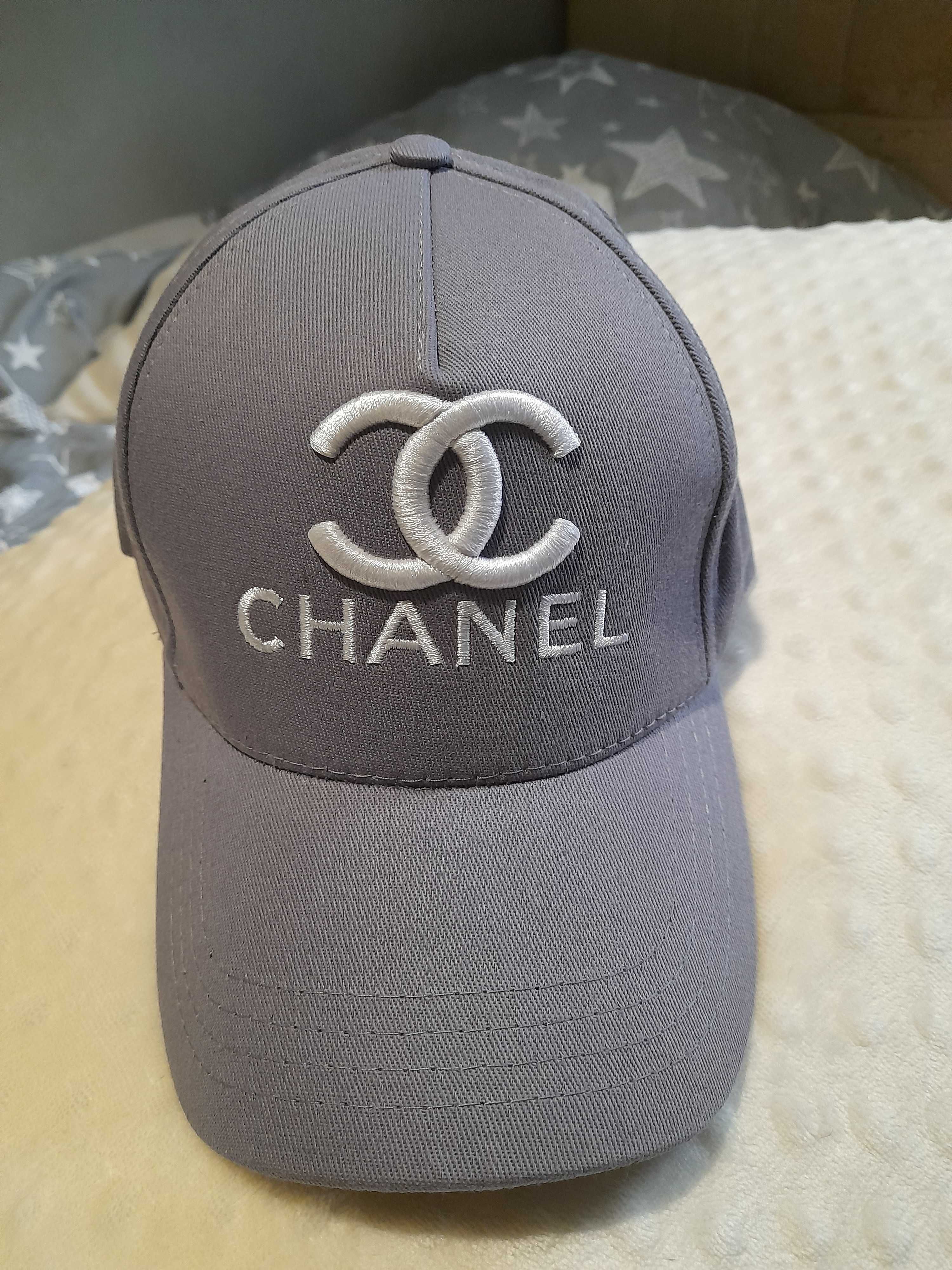 Chanel czapka damska kolor szary logo nowa