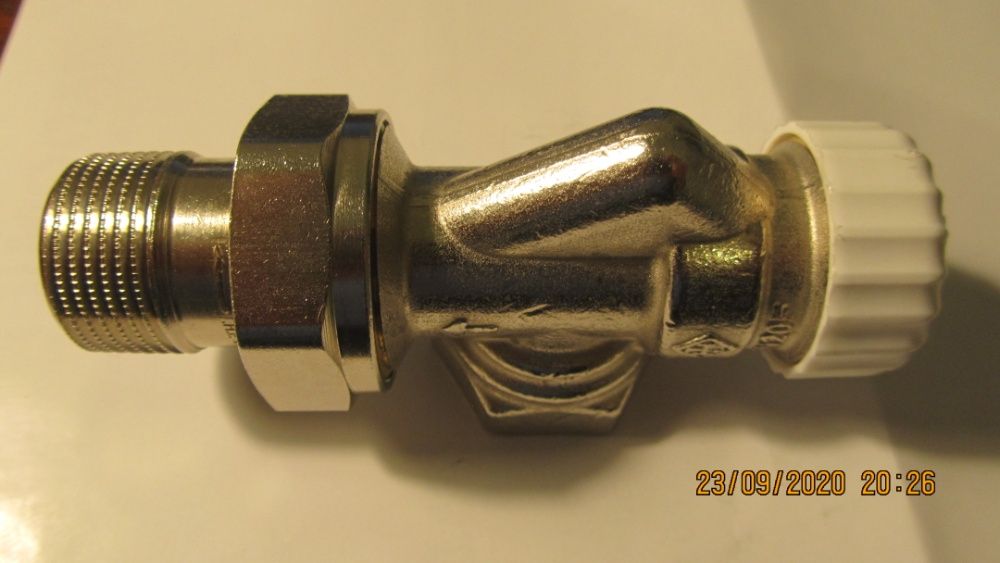 Zawór termostatyczny osiowy IMI Heimeier Calypso Exact DN20 3/4