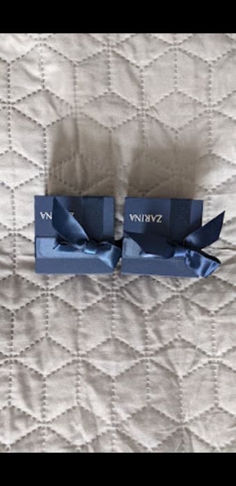 Подарункові коробочки для прикрас у асортименті